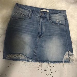 Denim mid-rise mini skirt in size medium